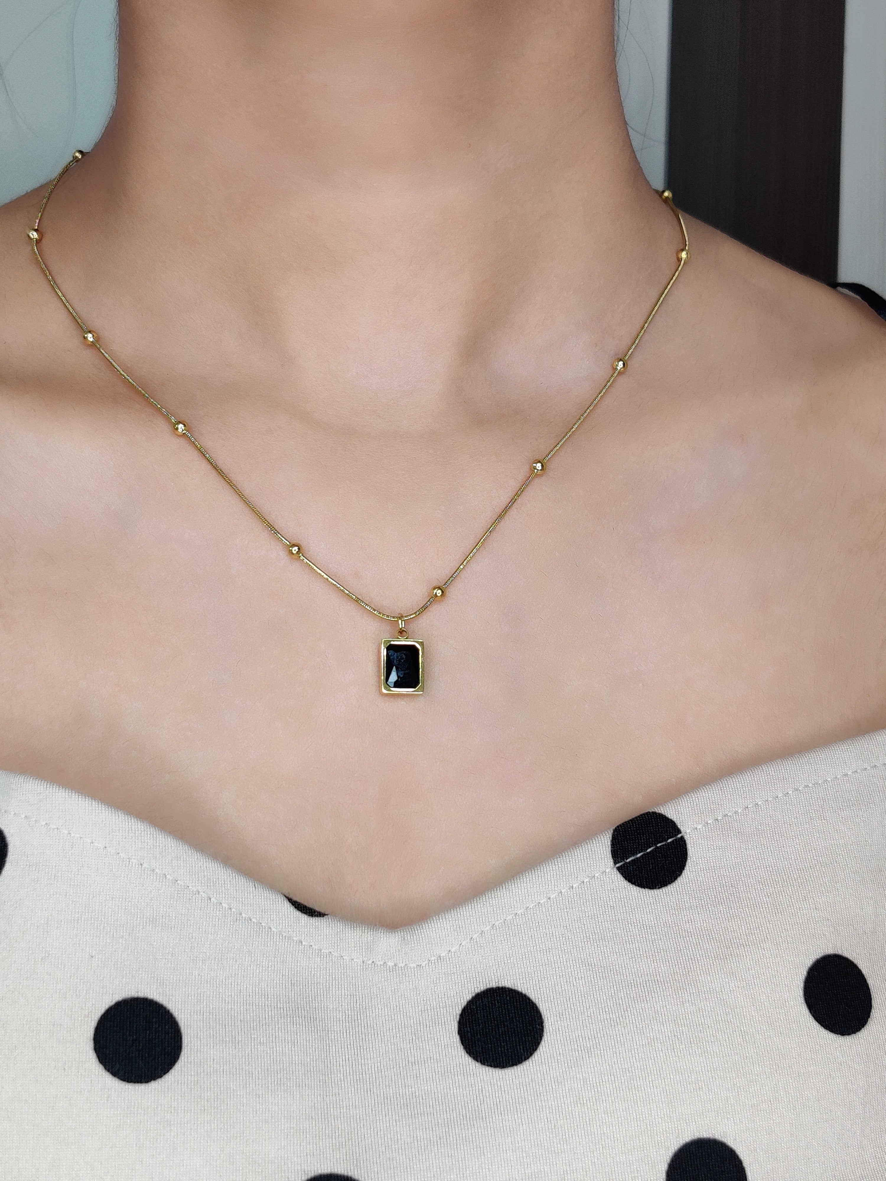 Layla Necklace- Black – wooman