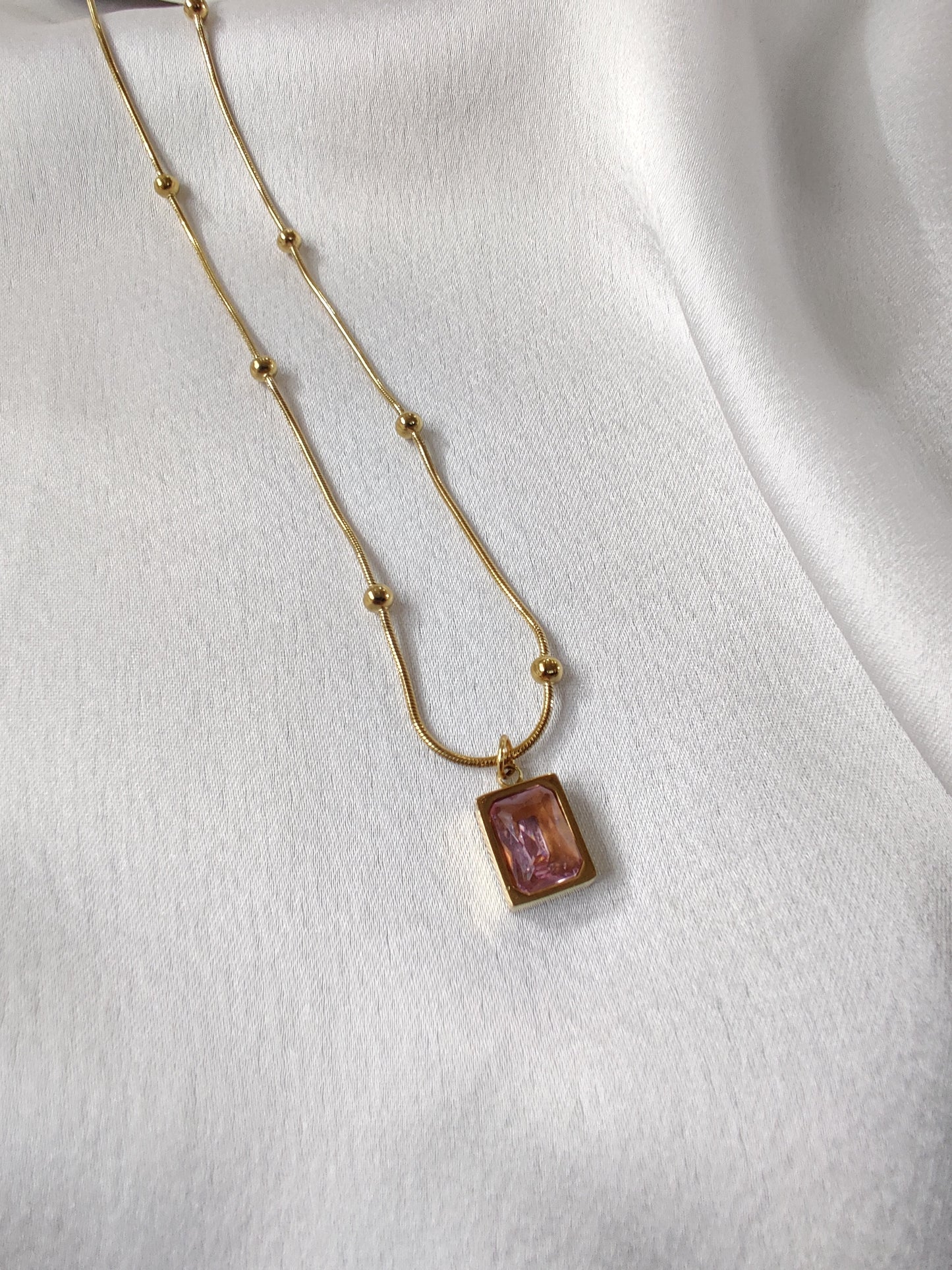 Layla Necklace- Rose