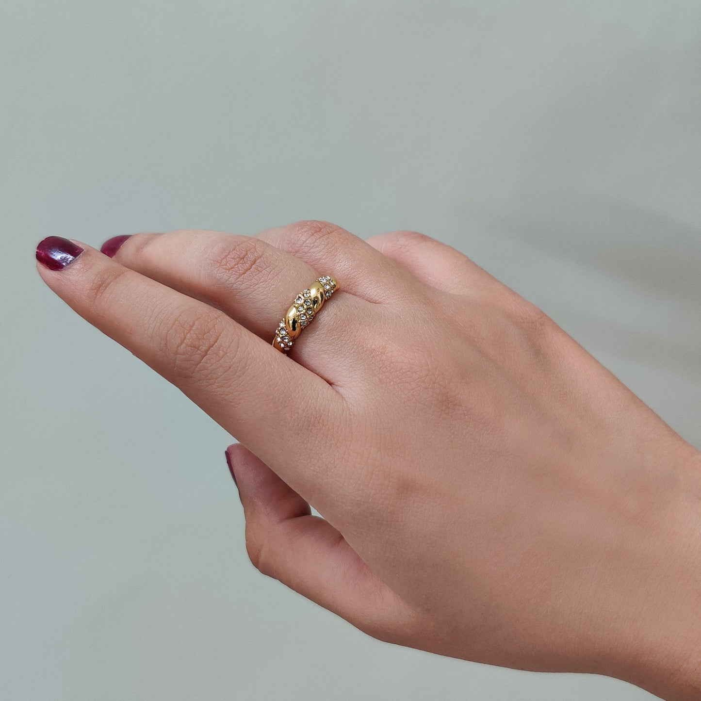 Sasha Ring