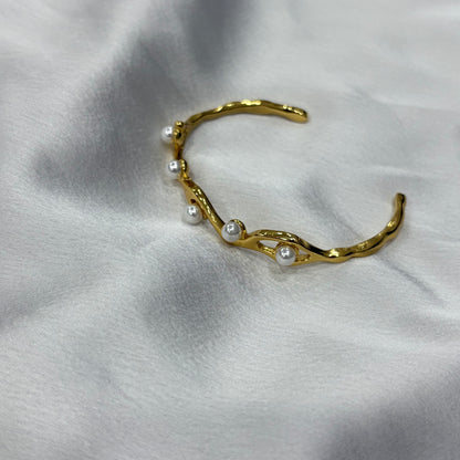 Shayna Cuff Bracelet- Pearl